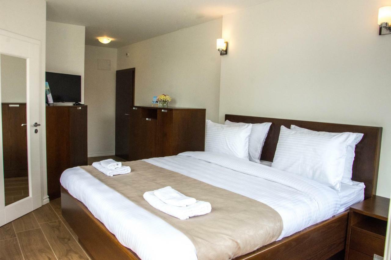Seasons Hotel Struga Exterior photo